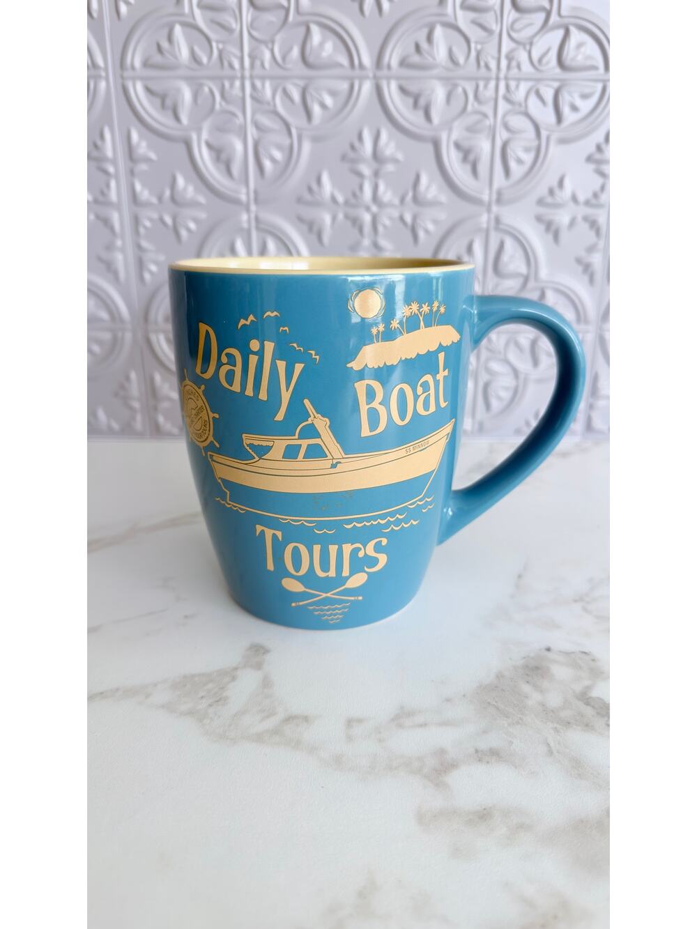 Gilligans Island Daily Boat Tours Jumbo Ceramic Mug 25 oz Silver Buffalo New